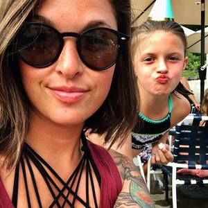 Meet your Posher, Toni